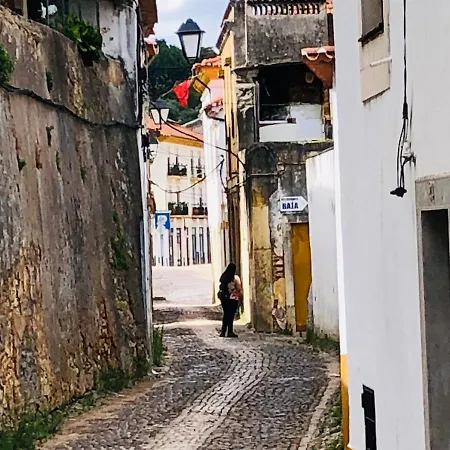 Pe Do Castelo - 2 Rooms, & Garage * Tomar