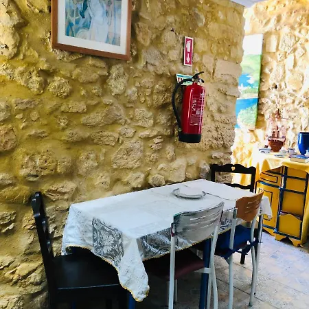Holiday home Pe Do Castelo - 2 Rooms, & Garage Tomar
